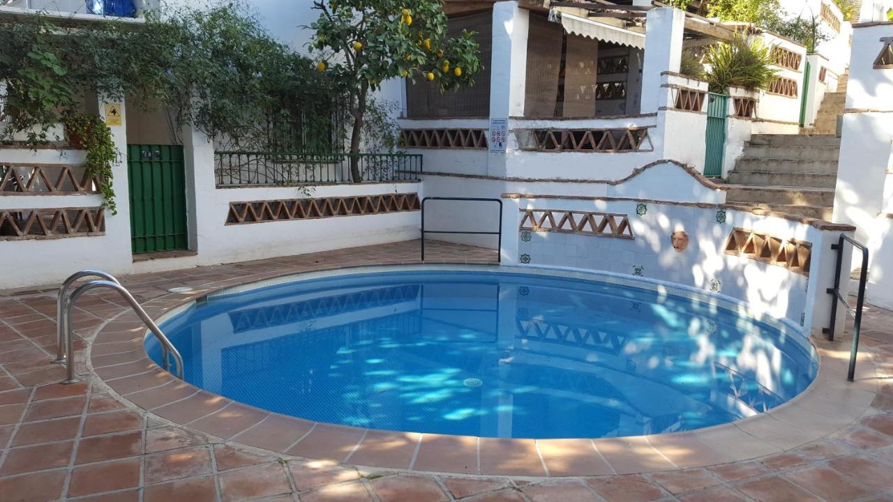 Semi-Detached Adosado Con Encanto -130 M2 - Wifi 600 Mb - Piscina Comunitaria - Patio Privado 토레몰리노스 외부 사진