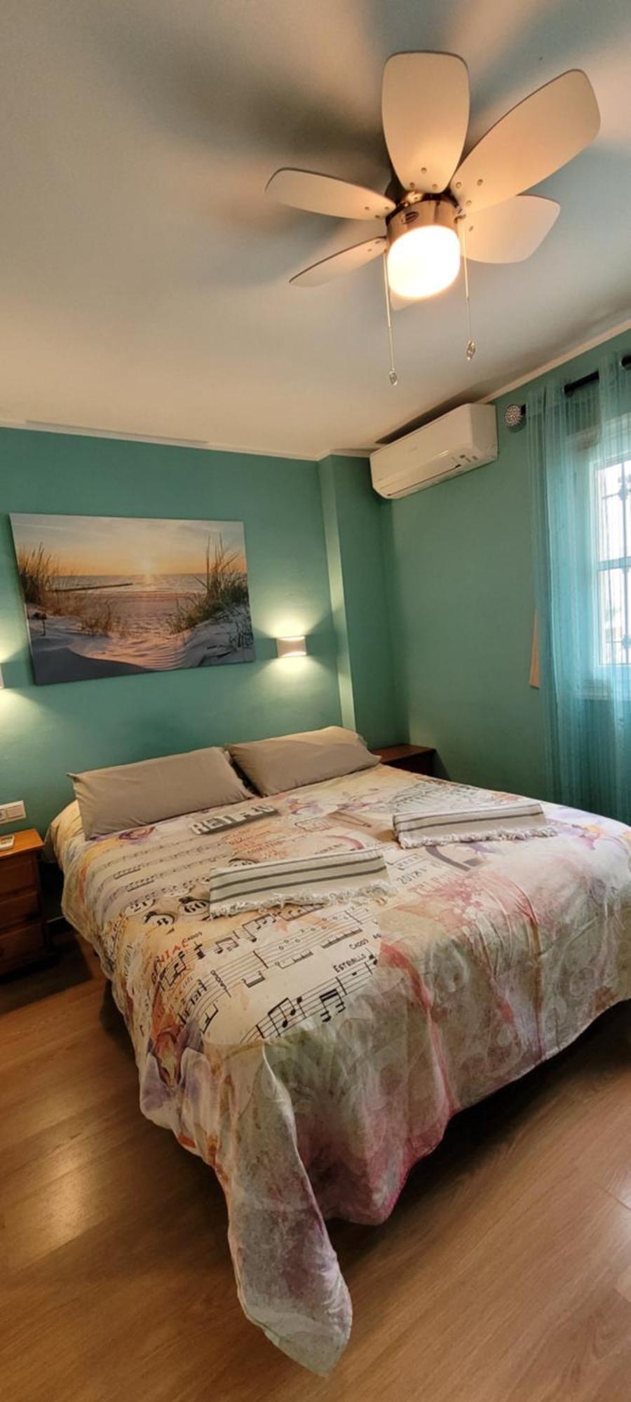 Semi-Detached Adosado Con Encanto -130 M2 - Wifi 600 Mb - Piscina Comunitaria - Patio Privado 토레몰리노스 외부 사진
